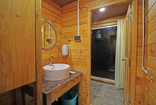 Flamingo Beach Resort GOA エクステリア 写真
