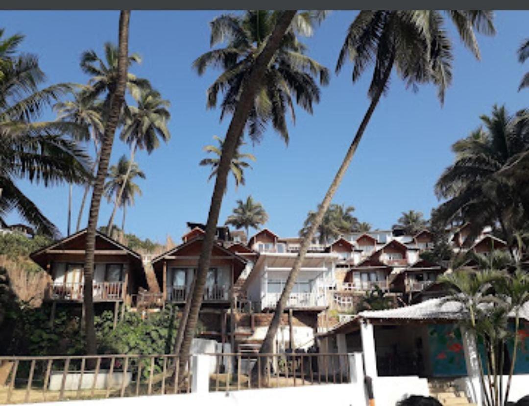 Flamingo Beach Resort GOA エクステリア 写真