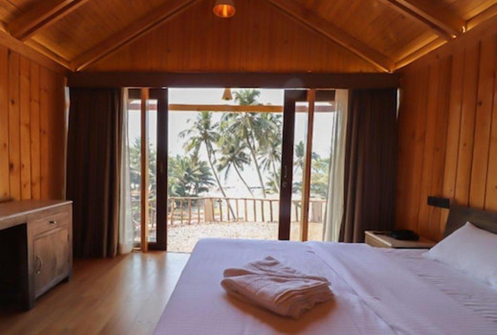 Flamingo Beach Resort GOA エクステリア 写真